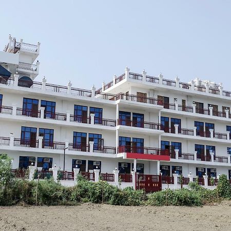 Hotel Sun Haven Greater Noida Exterior foto