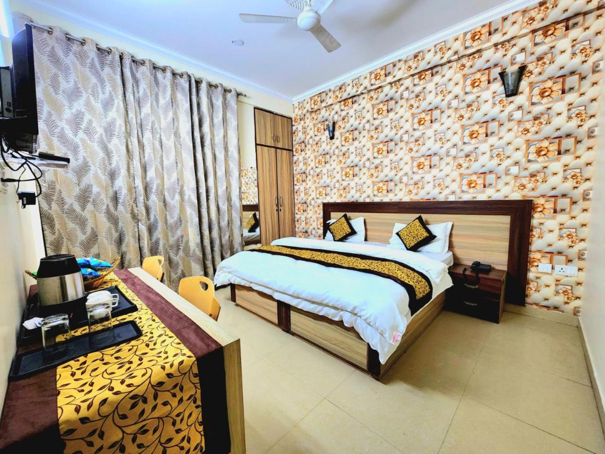 Hotel Sun Haven Greater Noida Exterior foto